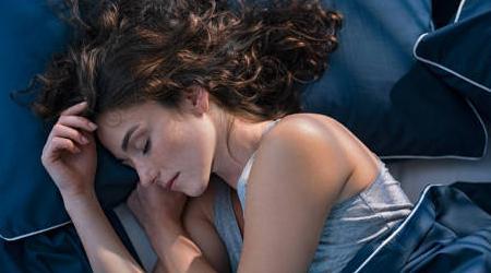 Earthing and Grounding as a Natural Sleep Aid or Remedy - Realyou Earthing