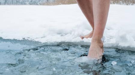 'Grounding' is Newest Wellness Trend – Here's How to Do it - Realyou Earthing