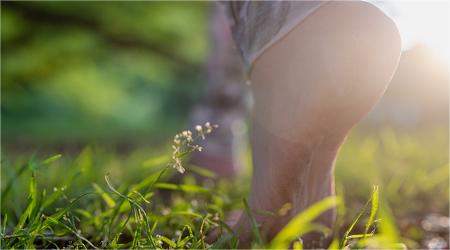 Understanding Earthing, And Its Many Benefits - Realyou Earthing